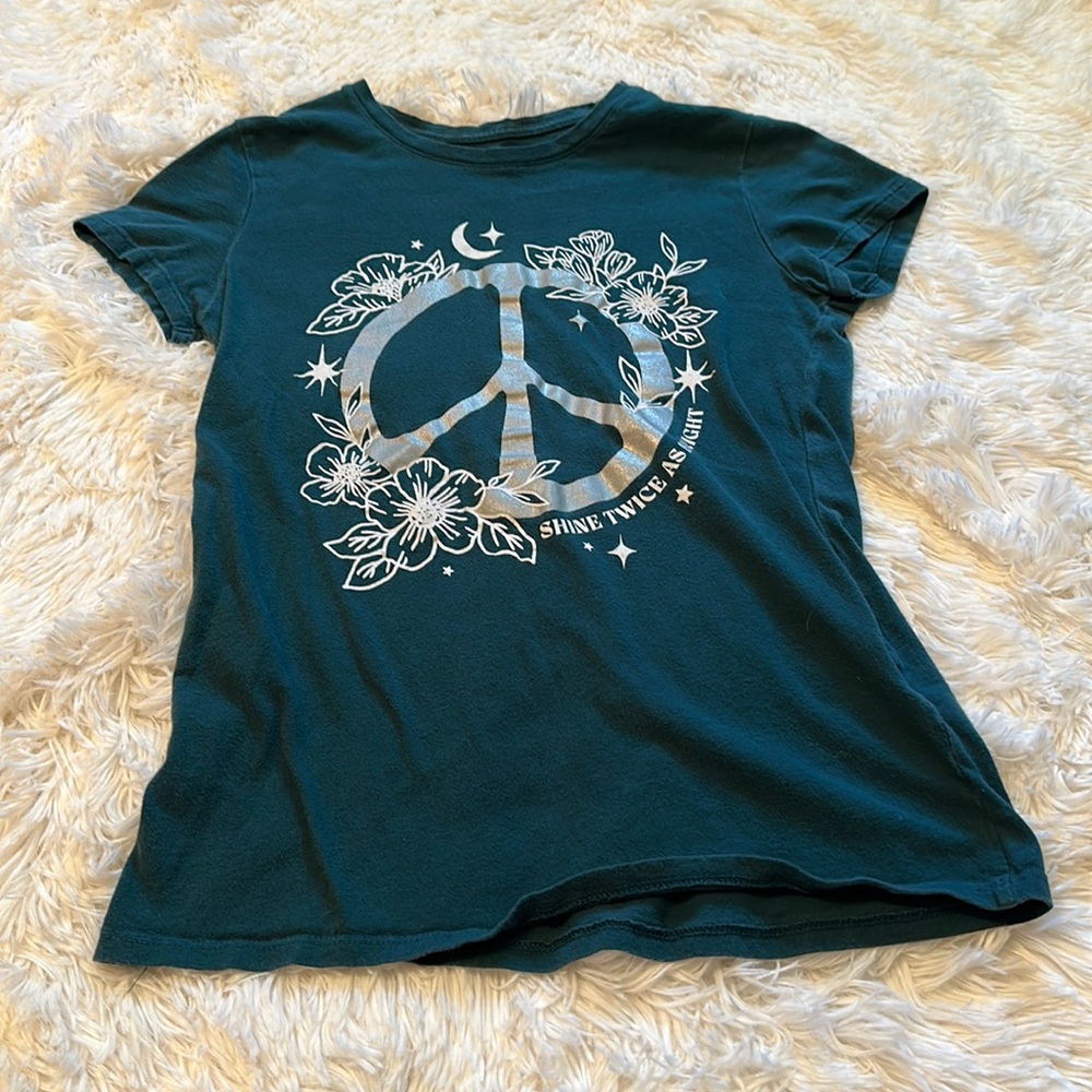 Girls Old Navy Tshirt